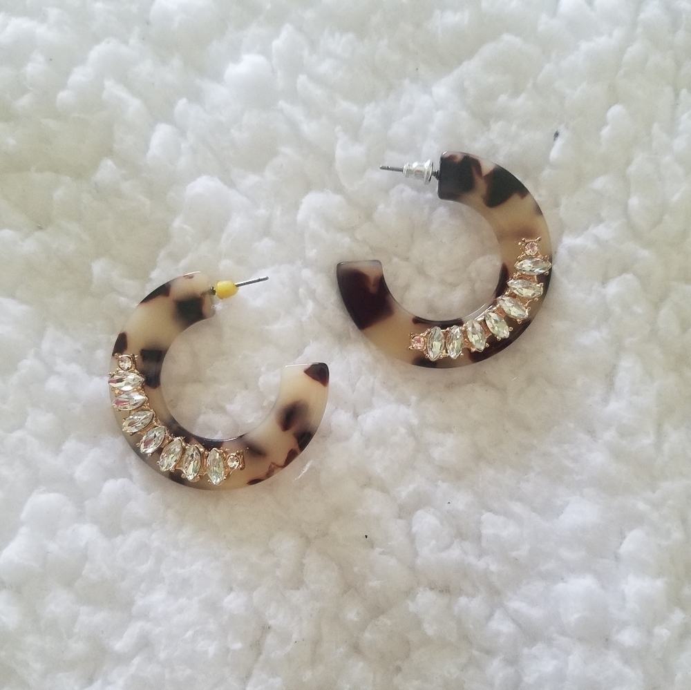 H&M cuff earrings